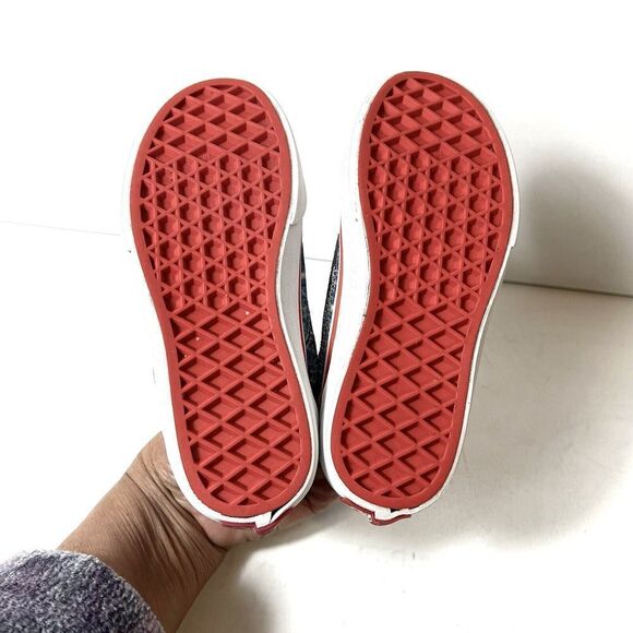 Vans X Cobra Kai Old Skool Sneaker Shoes Blue Low Tops Eagle Fang Karate Kids 12 - Picture 12 of 12